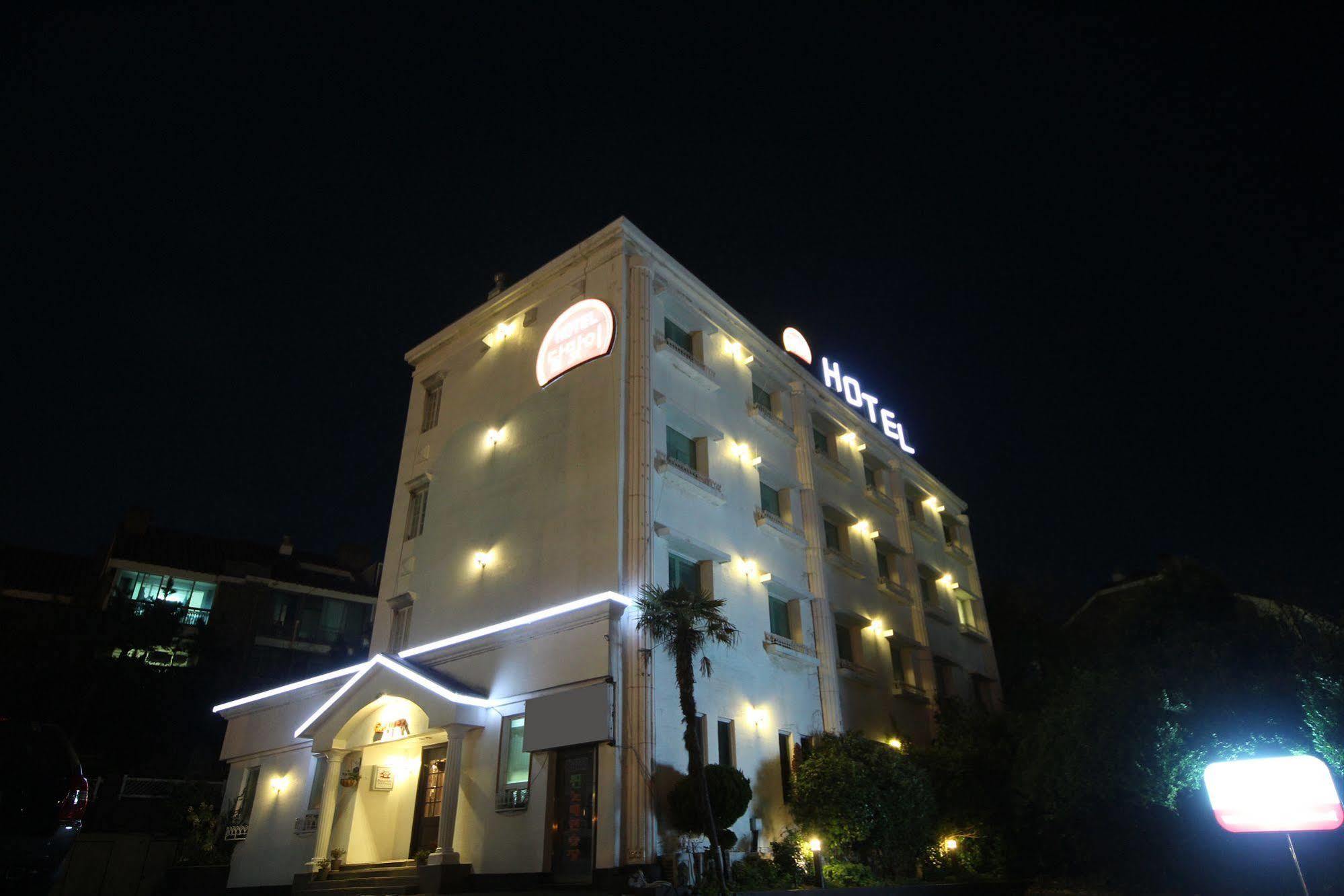 Busan Dalmaji Hotel מראה חיצוני תמונה